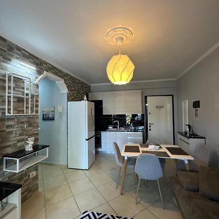 Sunset Apartments Lungomare Vlore Exterior photo