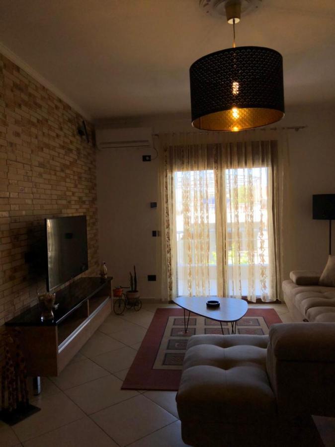 Sunset Apartments Lungomare Vlore Exterior photo