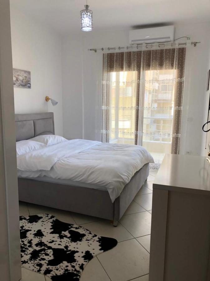 Sunset Apartments Lungomare Vlore Exterior photo