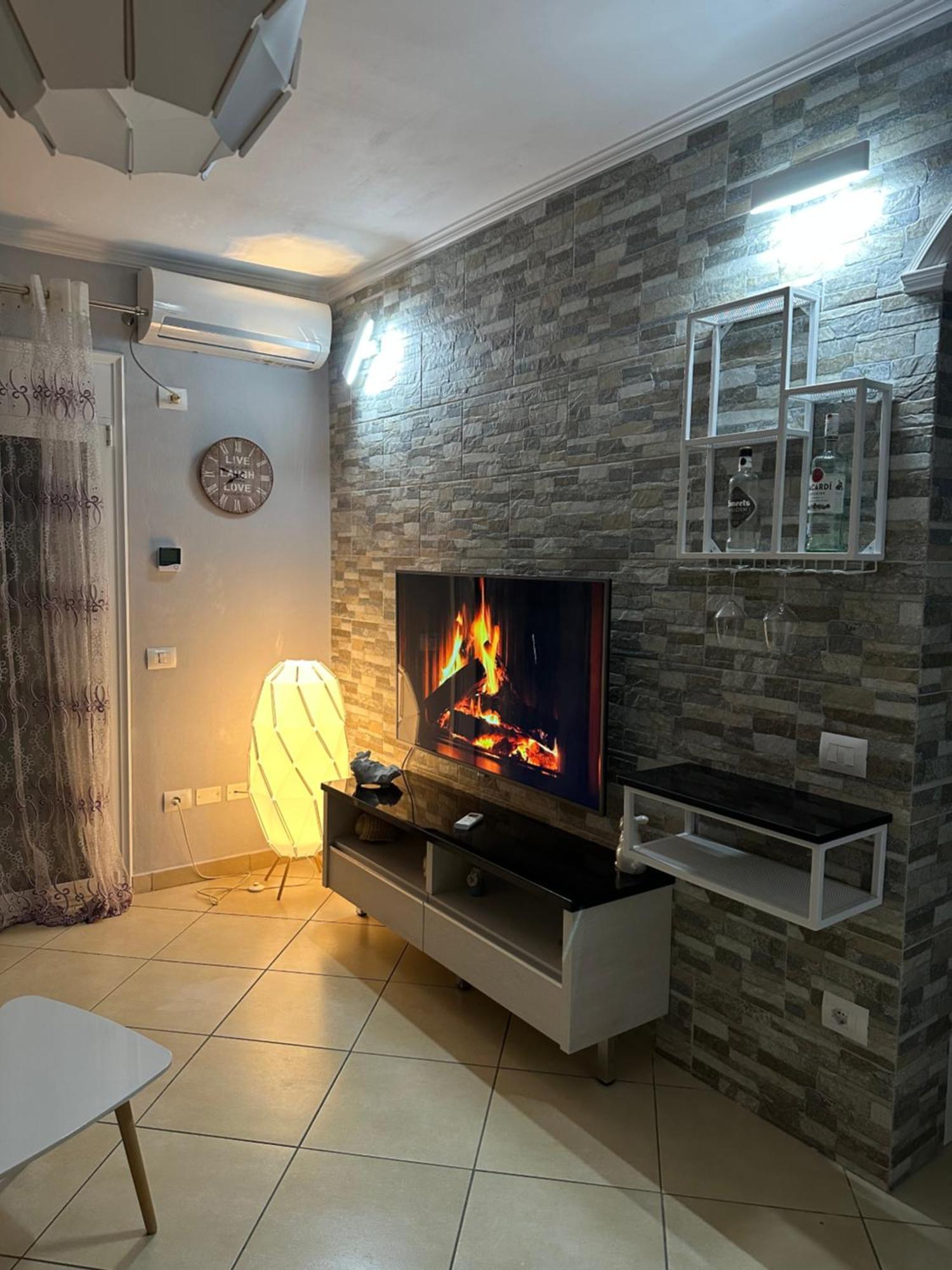 Sunset Apartments Lungomare Vlore Exterior photo